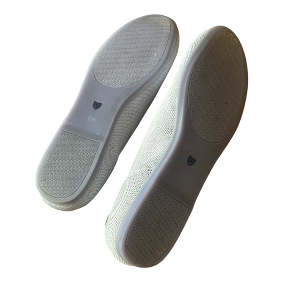 Rothys Ecru “The Flat” - Picture 4 of 5